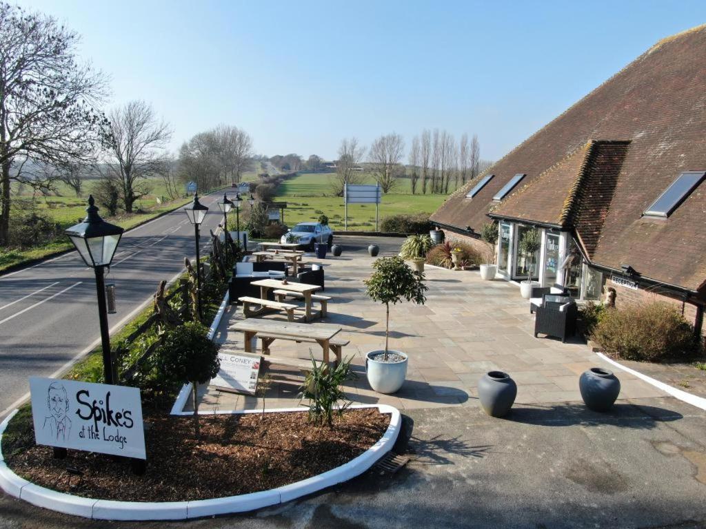 Winchelsea Lodge Bagian luar foto